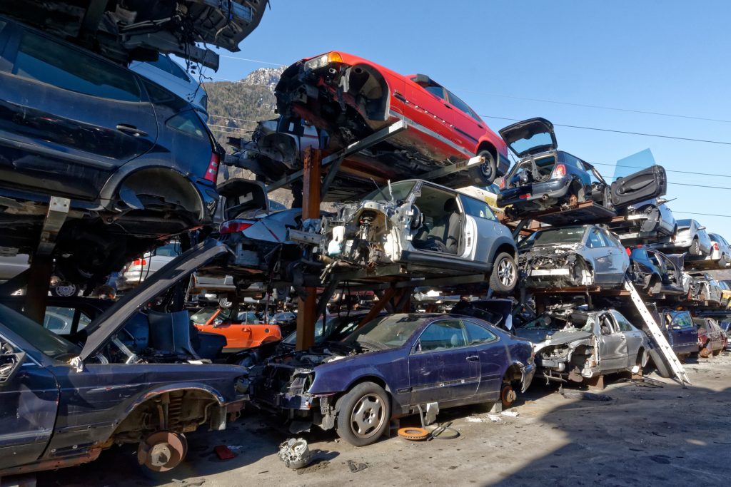 RN Scrap Junk Cars in Oshawa and Greater Toronto Area - Scrap Car Removal in Oshawa and Greater Toronto Area